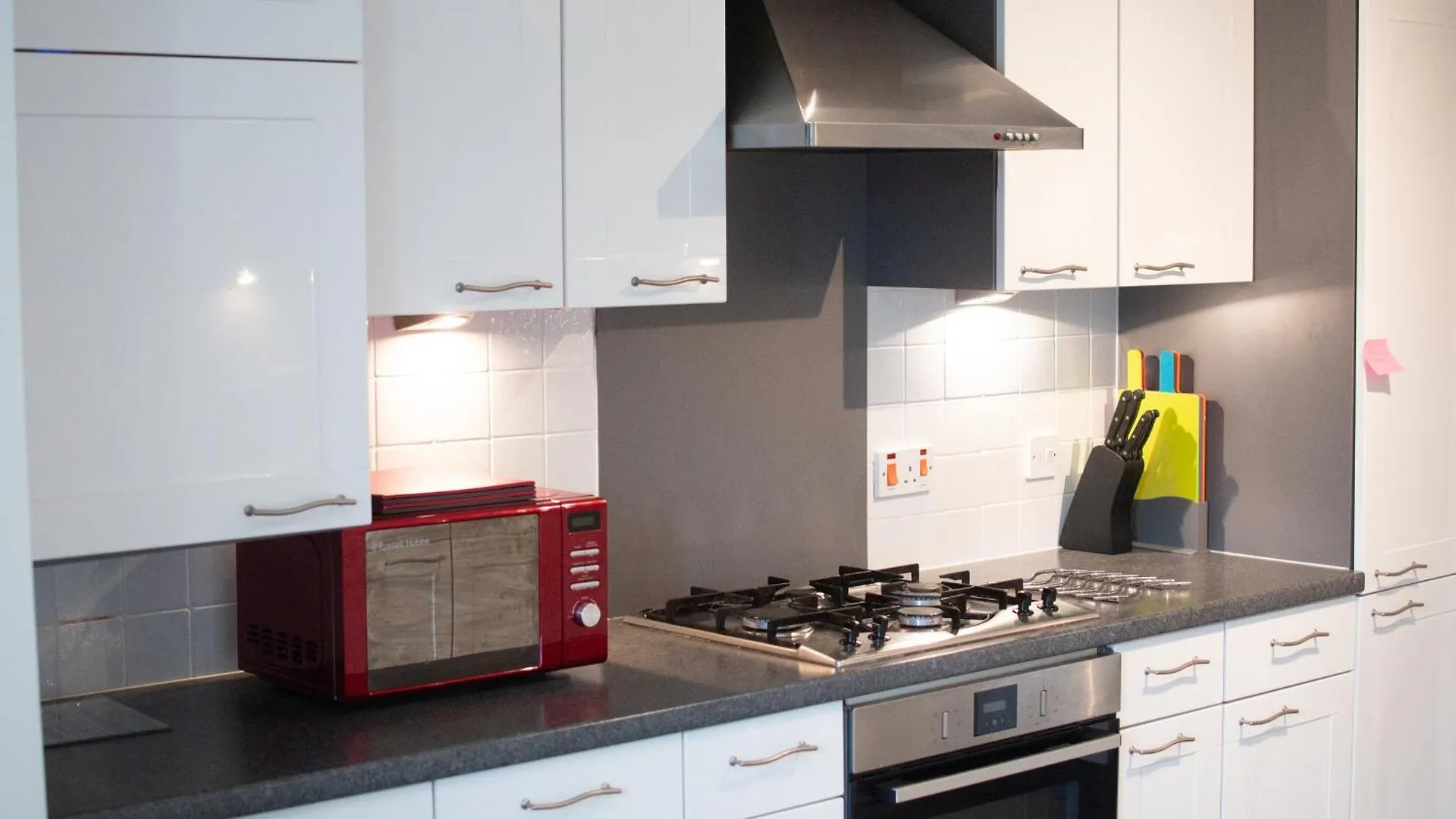 New Aberdeen Holiday Apartment - Entire Use 0*,  Storbritannien