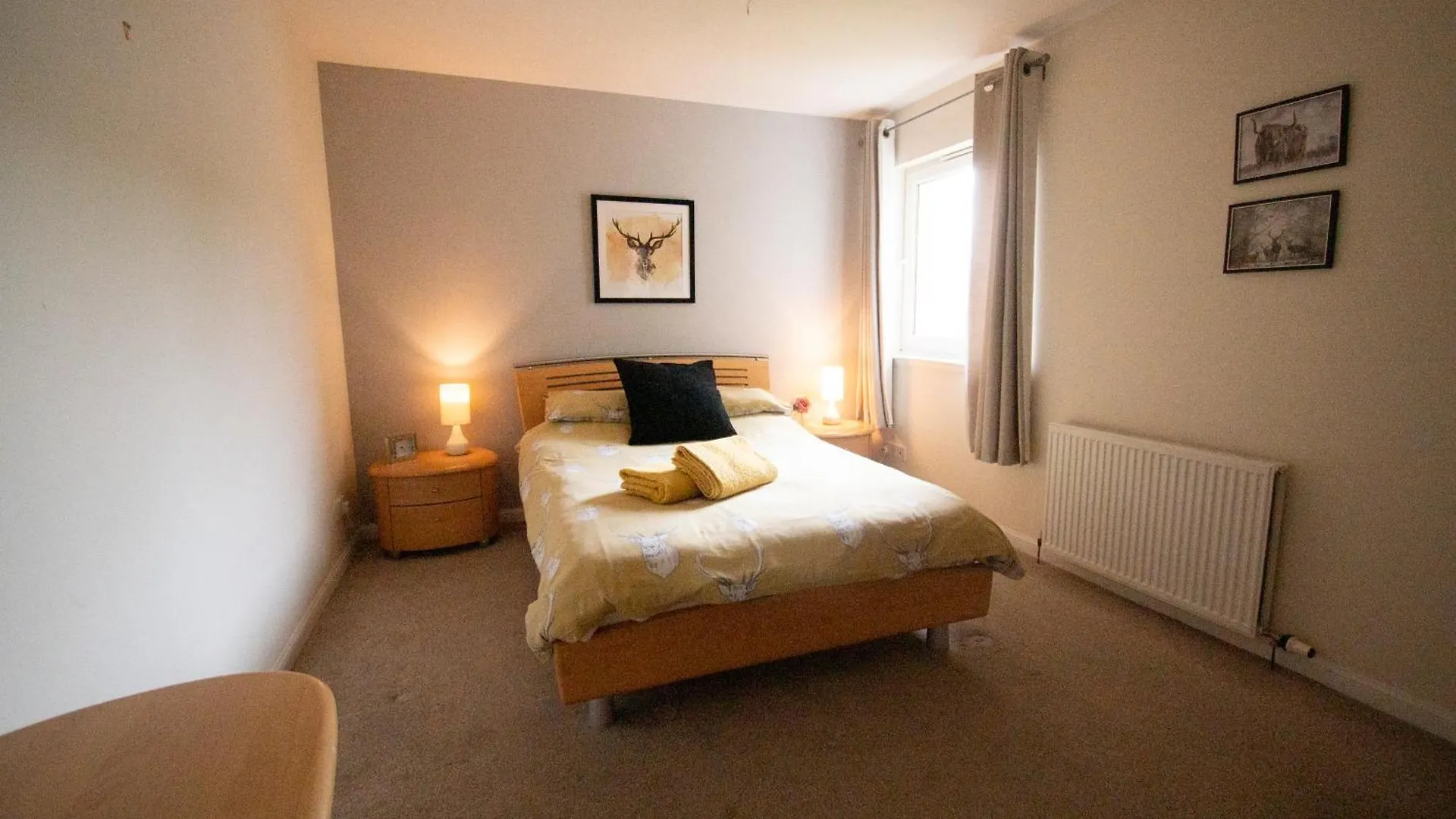 New Aberdeen Holiday Apartment - Entire Use